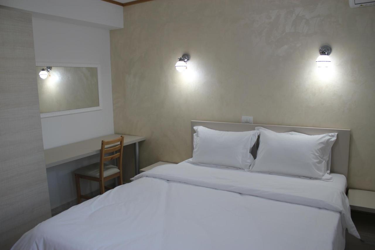 Aparthotel Marina Srl *
