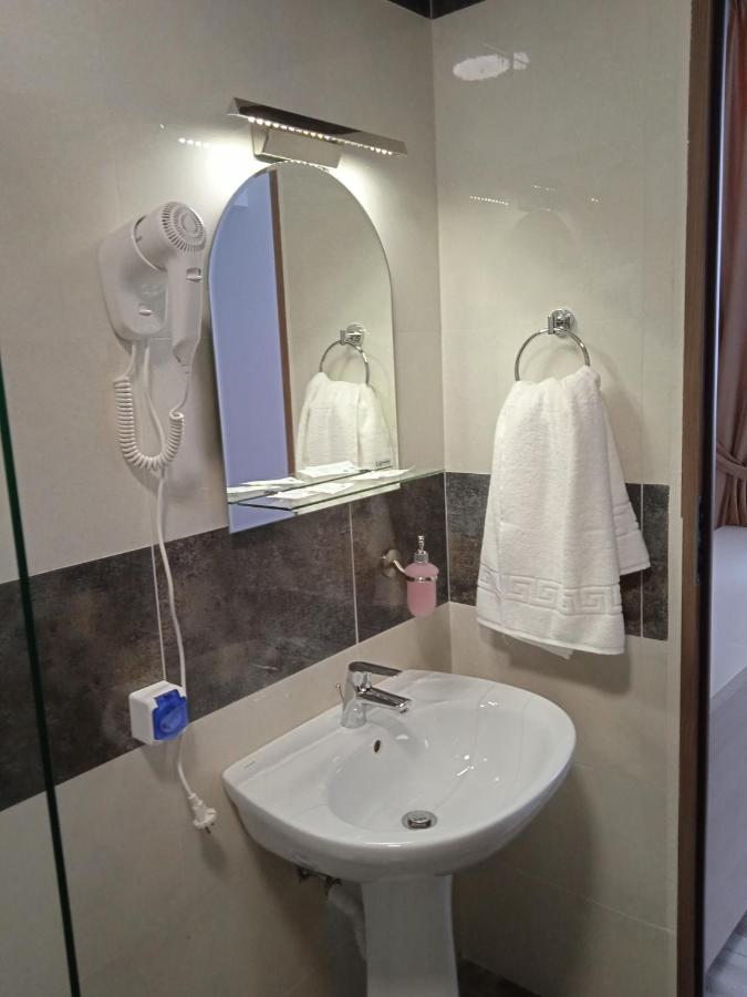 Hotel de apartamente Marina Srl